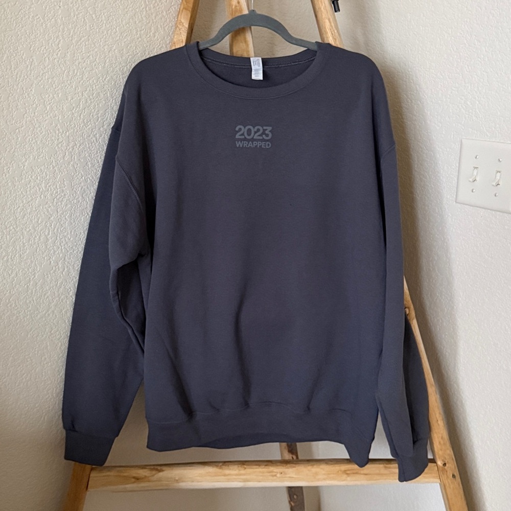 Men’s Spotify Crew 2023 Wrapped Gray Sweatshirt - Picture 3 of 6